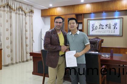 超越(yue)激光CO2激光打(da)標機遠(yuan)銷(xiao)伊朗,再次(ci)接軌國際(ji)市(shi)場(chang)