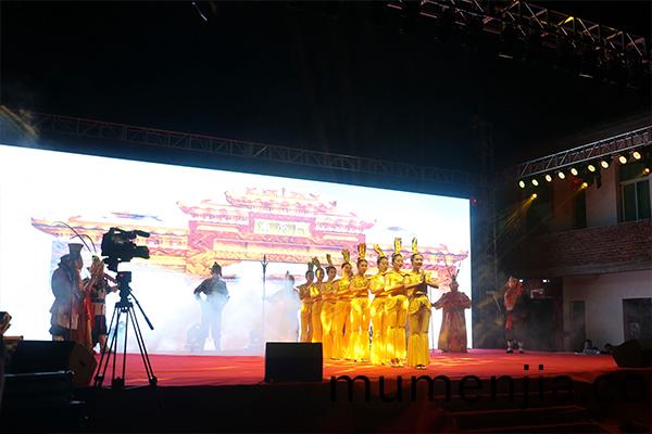 超(chao)越激(ji)光(guang)10週(zhou)年晚(wan)會